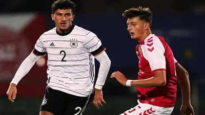 فيتوريا يضع مدافع بوخوم الألماني ضمن حساباته لضمه لمنتخب مصر