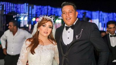 حمو بيكا يتغزل في زوجته بعد أزمة سارة خليفة