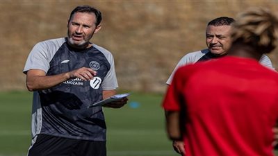 فيسنتي مورينو يقود المران الاول مع الشباب السعودي