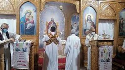 كاهن الكنيسة القبطية يترأس نهضة الميلاد في مطرانية بني سويف
