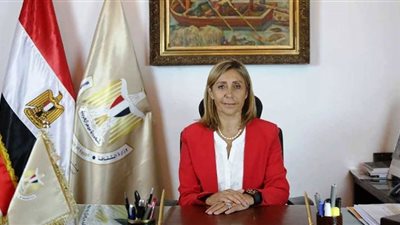 وزيرة الثقافة تكشف تفاصيل إنشاء خط إنتاج استثماري لتسويق الأعمال الحرفية