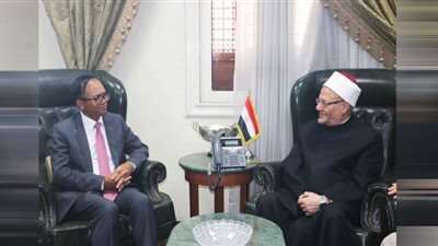 المفتي وسفير كمبوديا يبحثان أوجه تعزيز التعاون
