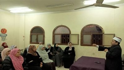 ندوة لفتيات ههيا المقبلات على الزواج بالشرفية