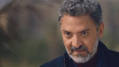 فتحي عبد الوهاب يدخل لوكيشن 