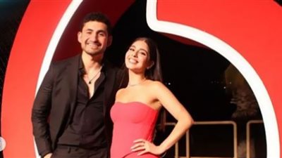 مايان السيد بإطلالة ساحرة برفقة امير المصري