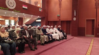 المركز الأشعري يعقد لقاءً تثقيفيًا لشرح معالم المنهج الأزهر بالسويس