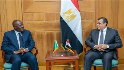 وزير الإنتاج الحربي يبحث مع وزير العلوم الزامبي سبل التعاون المشترك