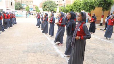 محافظ الجيزة يتفقد مدرستا منيل شيحة وبنك أبو ظبي الإعدادي بأبو النمرس