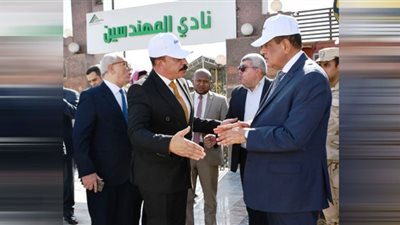 وزير التنمية المحلية ومحافظ أسوان يتفقدان مشروع ممشى أهل مصر
