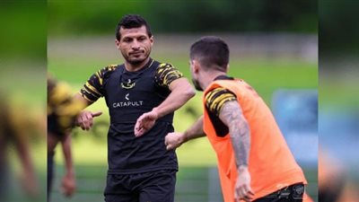 جماهير إتحاد جدة تطالب برحيل طارق حامد في أول ظهور