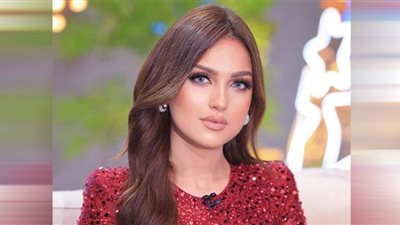 ياسمين عز تكشف مصير استمرار برنامجها وحقيقة منع ظهورها
