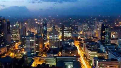 رئيس كينيا: توفير مبالغ مالية لتوظيف  30 ألف معلم