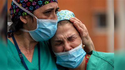 الفئات الأكثر عُرضة للإصابة بكورونا طويل الأمد