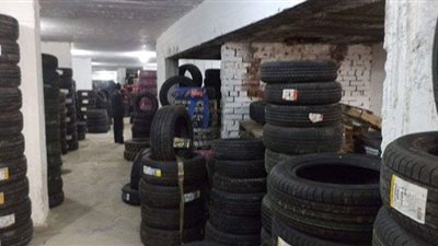 الحماية المدنية تخمد حريقا بمخزن كاوتش فى أبو النمرس