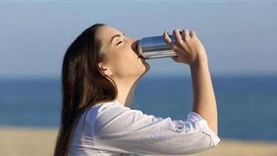 احذر.. تناول المشروبات المُحلاة ببدائل السكر يسبب مرض خطير