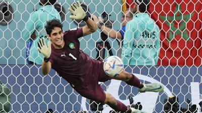 بونو يتلقى إشادة من مدافع فرنسا