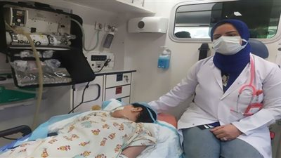 نقل إلى مصر بطائرة طبية مجهزة.. الحالة الصحية للطفل 