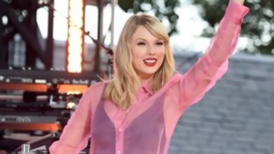 Taylor Swift تايلور سويفت تتربع على عرش الرشاقة بكوب مياه