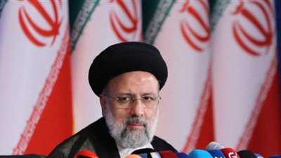 الرئيس الإيراني يدعو إلى الوحدة الوطنية لتهدئة الاحتجاجات