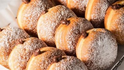 اصنعي دوناتس بالشوكولاتة زي المطاعم بهذه الخطوات