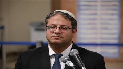 وزير إسرائيلى يتهم جنود جيش الاحتلال بمقتل الطفلة جنى زكارنة