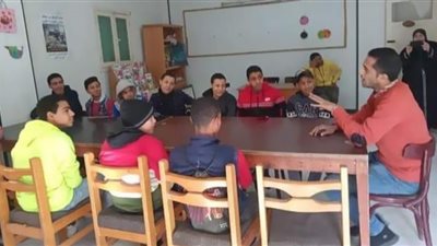 محاضرة بثقافة الفيوم عن 