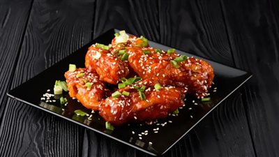 جددي سفرتك وقدمي صدور الدجاج بالصوص الحار