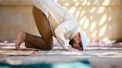 لماذا لا يجوز الصلاة عند شروق الشمس؟