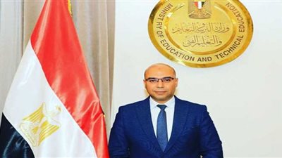التعليم توضح حقيقية تخفيف المناهج