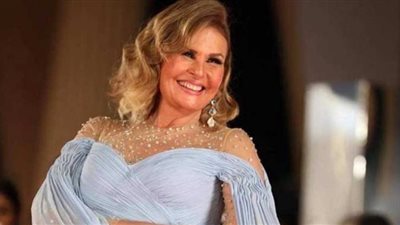 يسرا.. ظهور ساحر فى ختام مهرجان البحر الأحمر