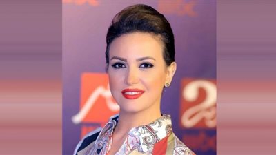 ريهام عبد الغفور تتعرض للتحرش من رجل عجوز