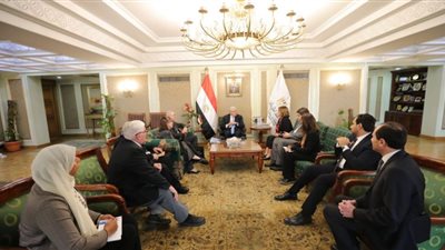 تنفيذ مبادرة المعلم المُميز بكليات التربية