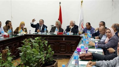 قرارات اجتماع الأطباء بشأن المسؤولية الطبية والفاتورة الإلكترونية