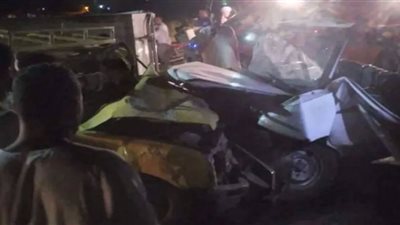 إصابة 5 أشخاص بتصادم سيارتين على طريق قرية الحبيلات في قنا