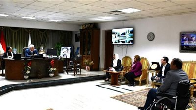 محافظ جنوب سيناء يلتقى بلجنة التفتيش الفني