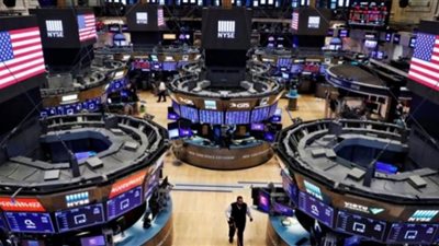الأسهم الأمريكية تفتح تعاملاتها على ارتفاع وسط ترقب للقرار الفائدة