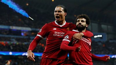 مدافع ليفربول يكشف أسرارًا جديدة عن صلاح خلال مفاوضات تجديد عقده