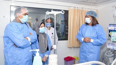 وزيرة الهجرة تشيد بجهود رعاية الطفل 