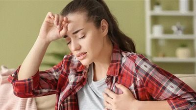 علامة في الأذن تحذر من إصابتك بنوبة قلبية مُفاجئة