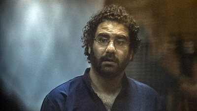 أسرة علاء عبدالفتاح تكشف تفاصيل زيارته الأخيرة