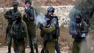 الاحتلال الإسرائيلي يعتقل سبعة أشخاص من باحات المسجد الأقصى