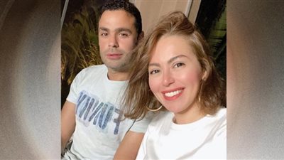 حقيقة انفصال لقاء الخميسي و محمد عبد المنصف (صورة)