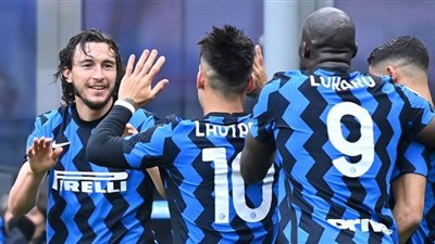 نجم إنتر ميلان يتلقي تهديدات بالقتل من مشجعي برشلونة