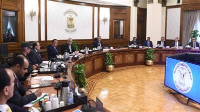 مدبولي يتابع موقف المشروعات التنموية والخدمية بالإسكندرية ومطروح