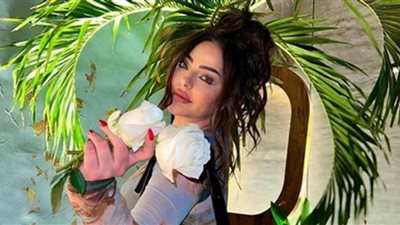 زين كرزون تبرز أنوثتها بفستان مجسم (شاهد)