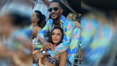 أُحبه.. الفتاة الإسرائيلية تكشف طبيعة علاقتها بمحمد رمضان (فيديو)