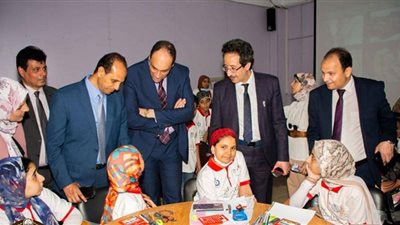 تجارة طنطا تستقبل أطفال برنامج 