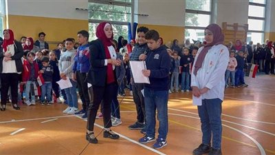 أعلام وتابلوهات فنية.. المصريون في ميلانو يحيون ذكرى نصر أكتوبر (شاهد)