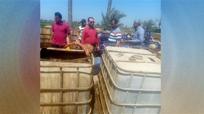 ضبط 1000 لتر مخصبات زراعية مجهولة المصدر بالبحيرة