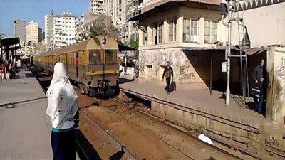 الخوف يسيطر على ركاب قطار الإسكندرية لتعطل الفرامل 